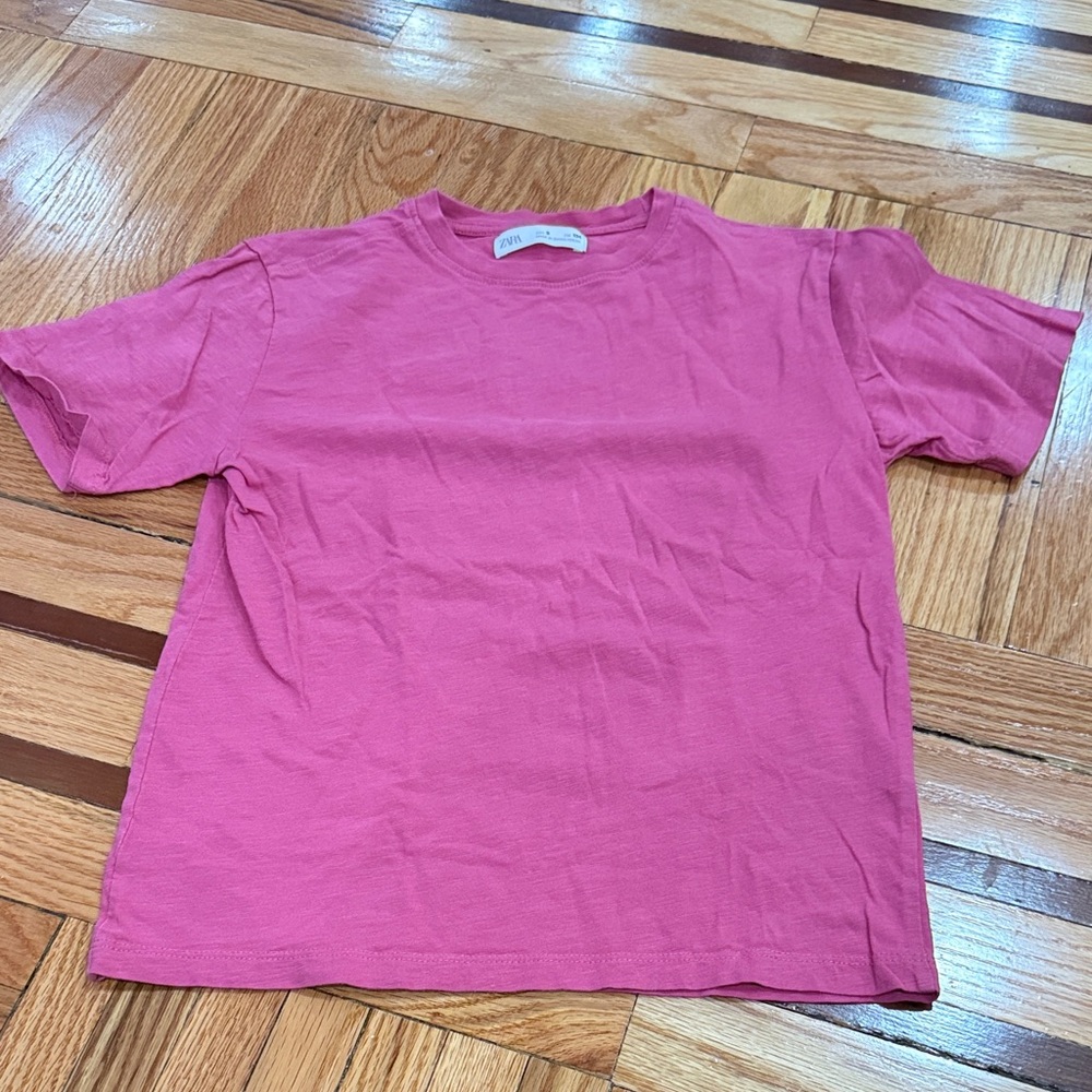 Zara Crewneck Tee - size 9